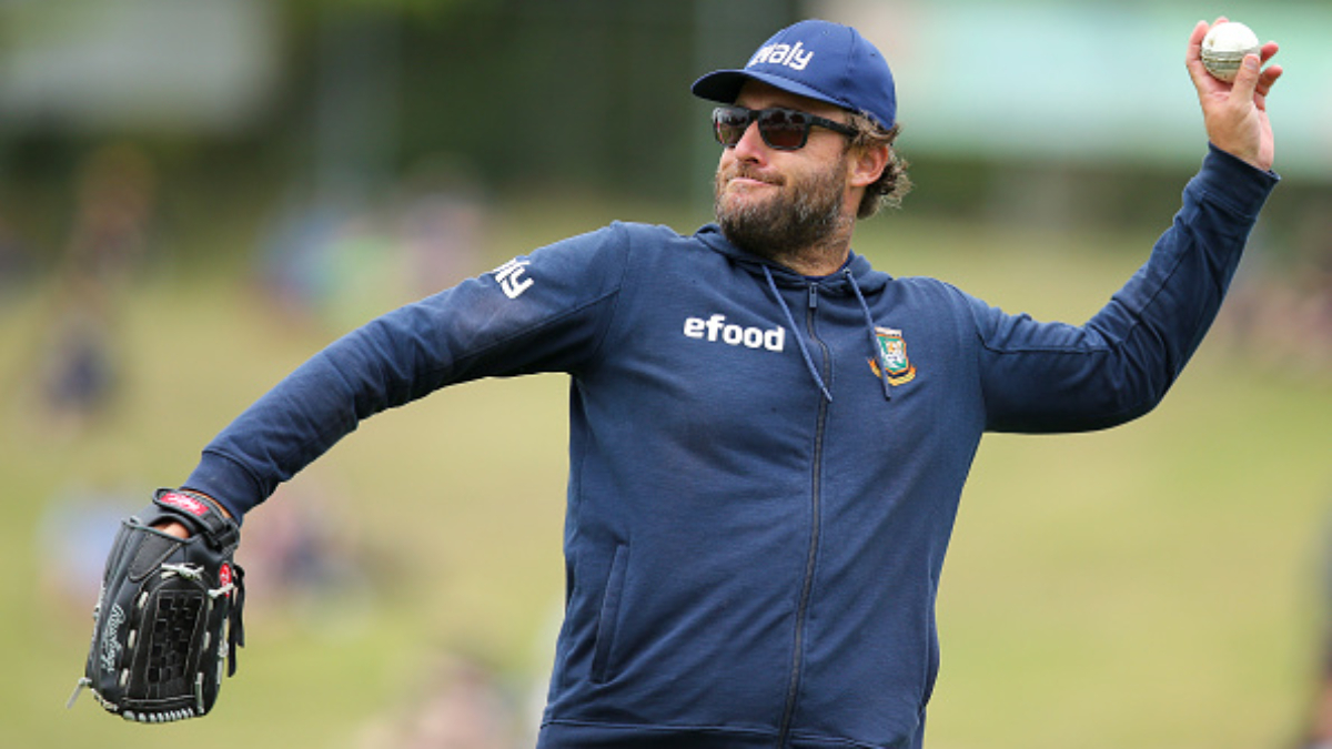 Daniel Vettori appointed assistant coach of Australian men's team