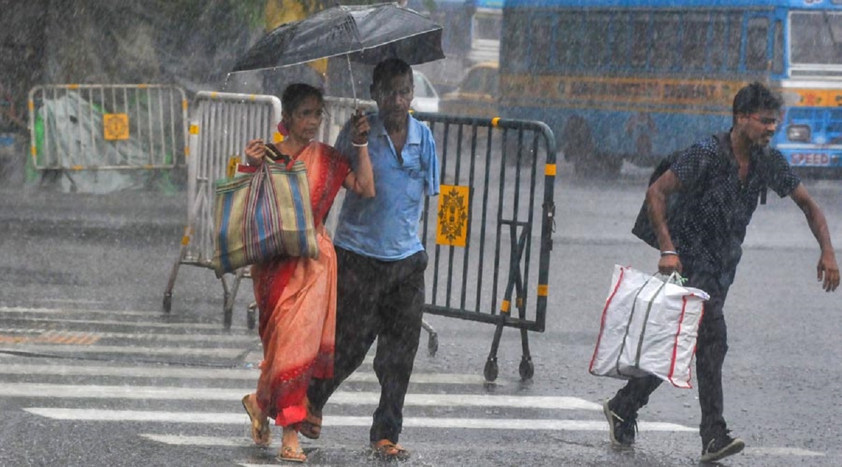 MeT predicts heavy rain in North Bengal, north east weather forecast