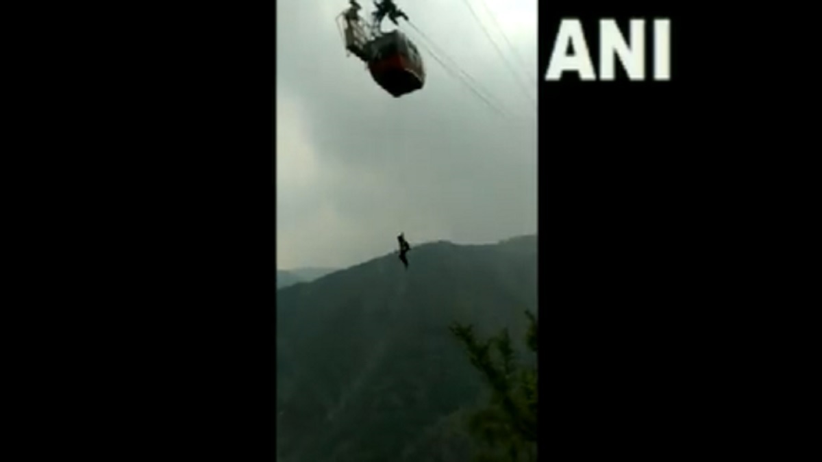 Parwanoo Timber Trail cable car stuck mid-air in Himachal, all 11 tourists rescued