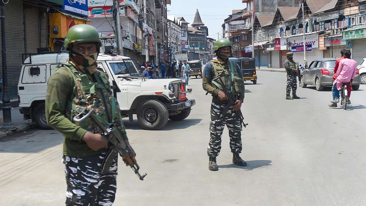 J&K: One Hizb terrorist killed in Kulgam encounter, operation underway