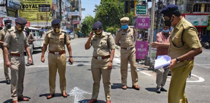 Mavoji also said residents of the colony called up the commission claiming that police carried out an illegal raid and made casteist remarks against people there.
&nbsp;