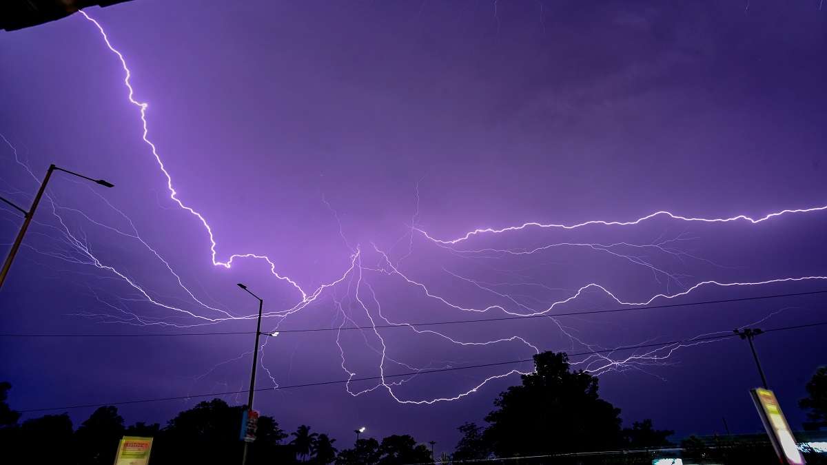 Lightning strike kills 3 persons in Chhattisgarh