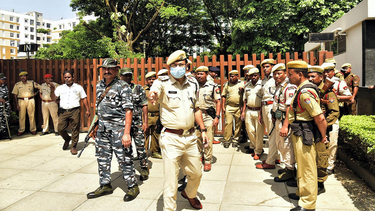 Maharashtra Crisis: Centre grants Y-plus CRPF cover to 15 rebel Shiv Sena MLAs