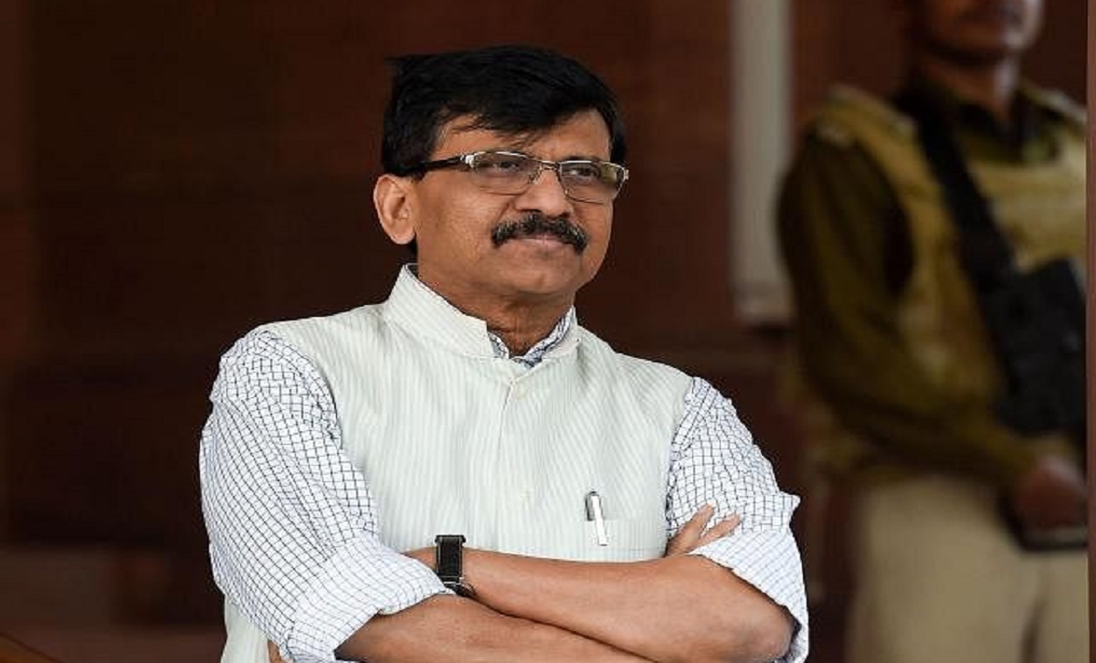 Sanjay Raut money laundering case: 'Won’t bow down, will get arrested', says Sena MP outside ED office