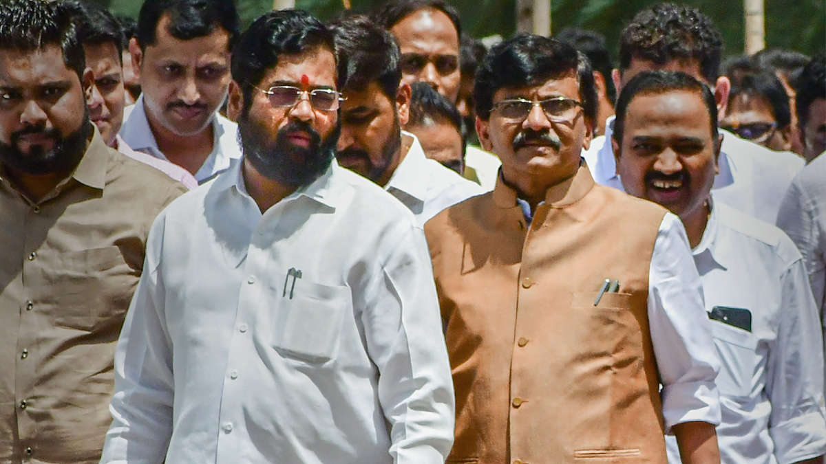 Maharashtra Political Crisis: Shiv Sena Convenes Meeting Of MLAs At 5 ...