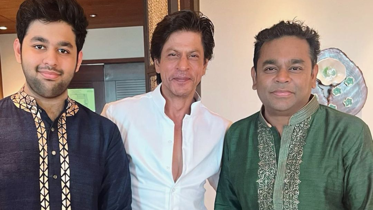 Shah Rukh Khan poses with AR Rahman & his son Ameen at Nayanthara-Vignesh Shivan's wedding | PIC