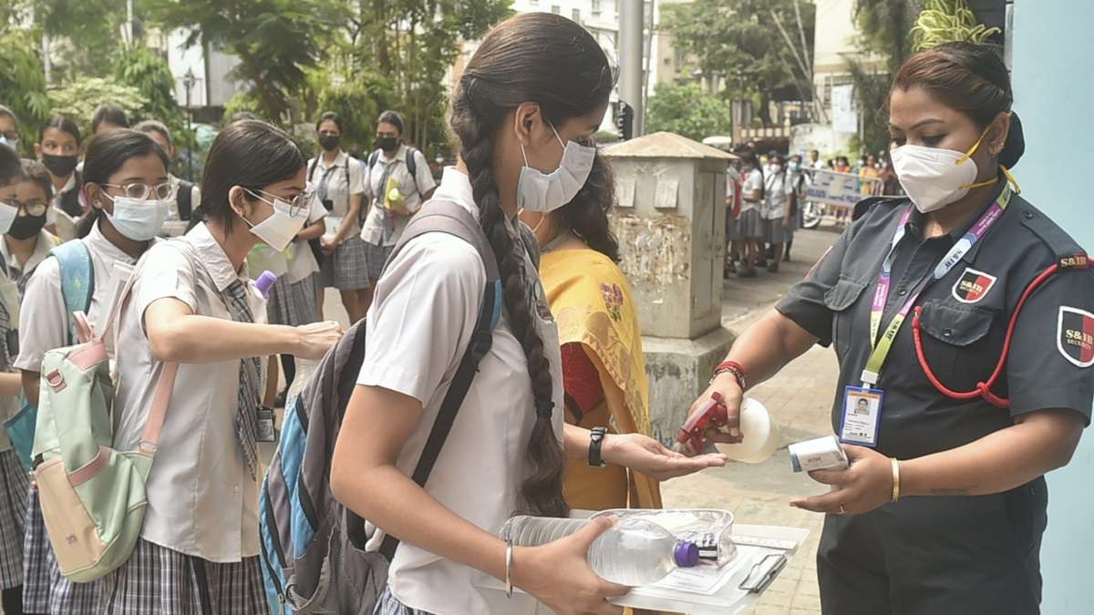 Bengaluru: 31 school students test Covid positive, fresh cases inch closer to 600-mark