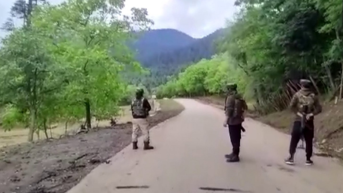 J&K: Pakistani militant among 4 killed in twin anti-terror operations in Kupwara, Kulgam