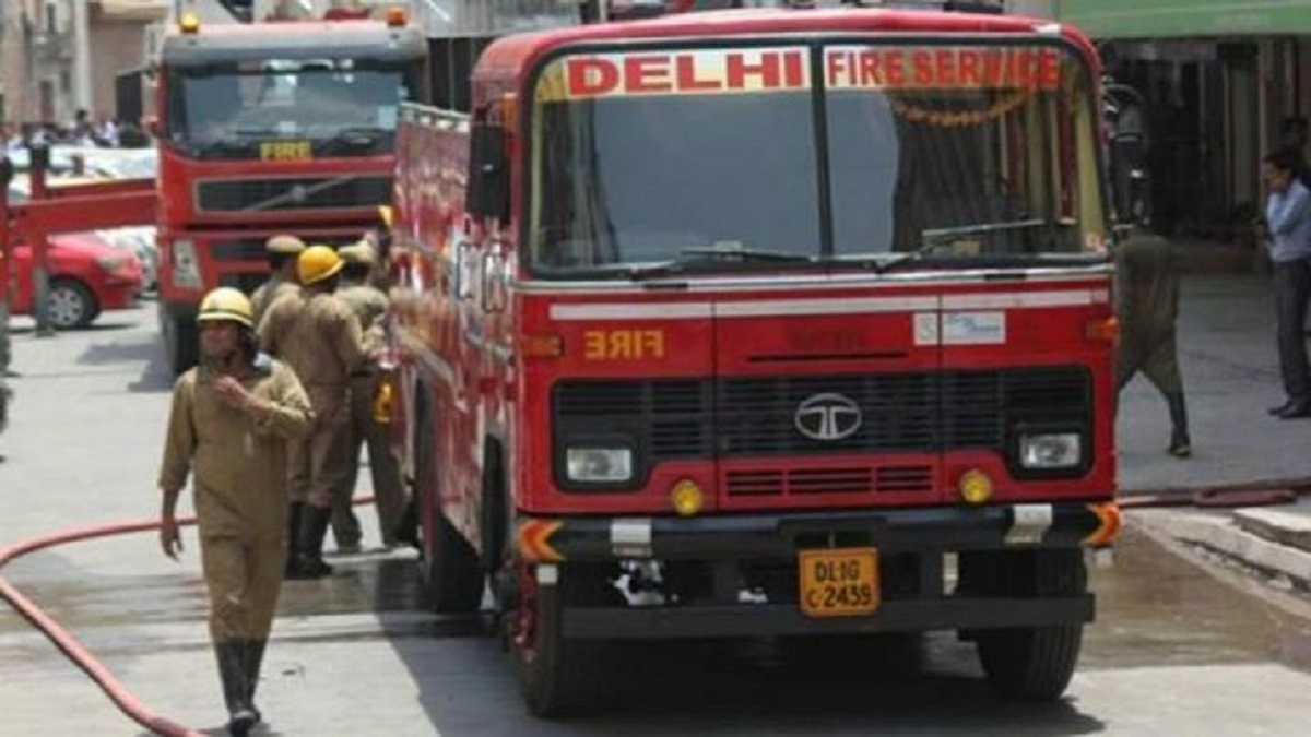 Delhi: Three-year-old dies in Paharganj building collapse; three injured