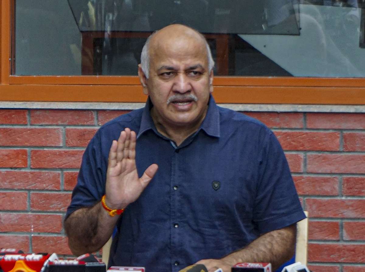 Don't play 'Dostwadi' politics, invest in citizens: Sisodia slams BJP over freebies issue