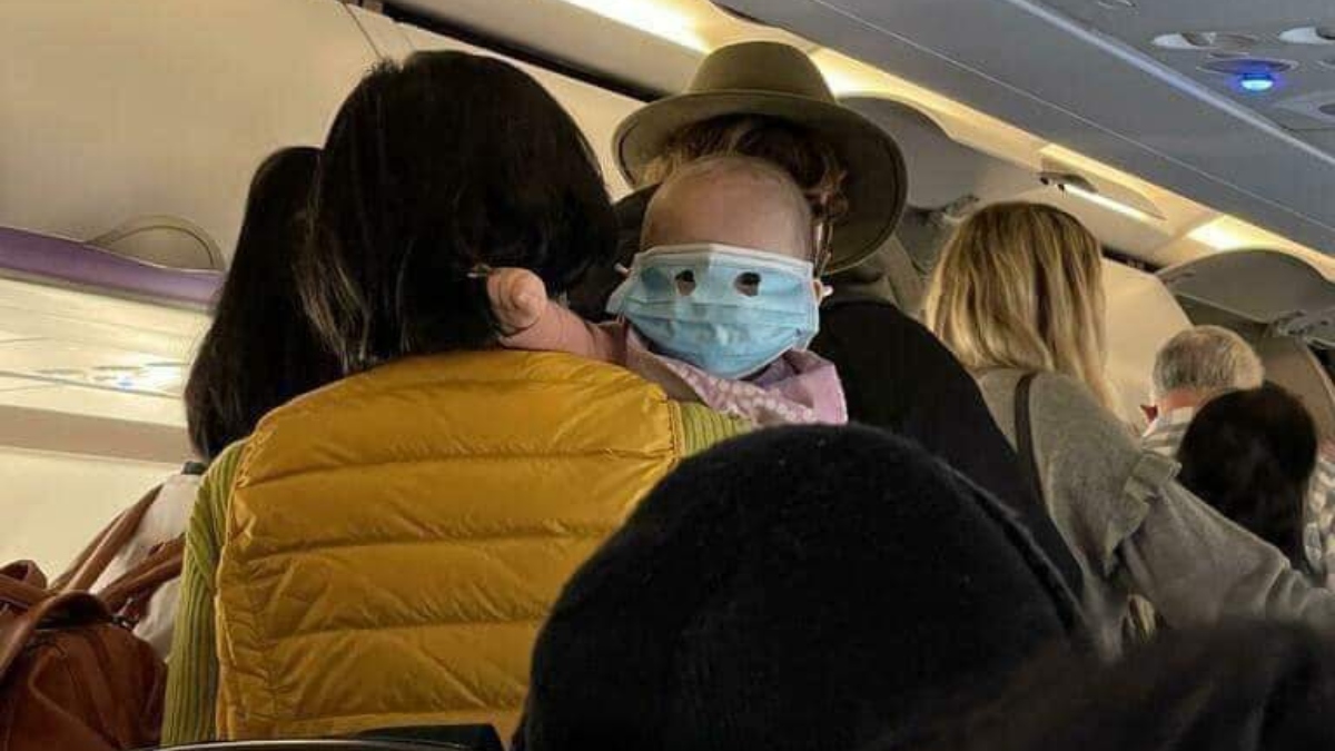 Viral picture of baby wearing full mask takes Internet by storm; netizen call him a 'mask-wearing ghost'