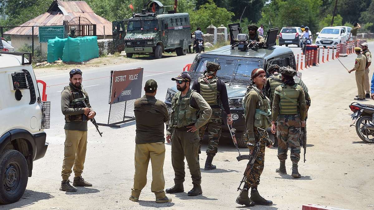 J&K: 1 LeT terrorist killed in Baramulla encounter, incriminating material found