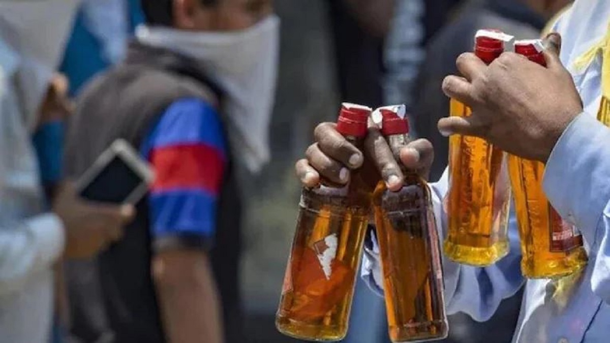 Several dead after drinking spurious liquor in Gujarat