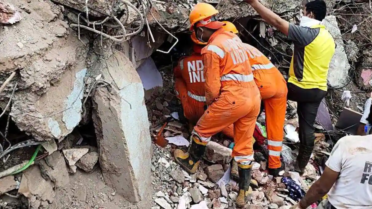 Delhi: Building collapse kills one, injures others in Mustafabad area