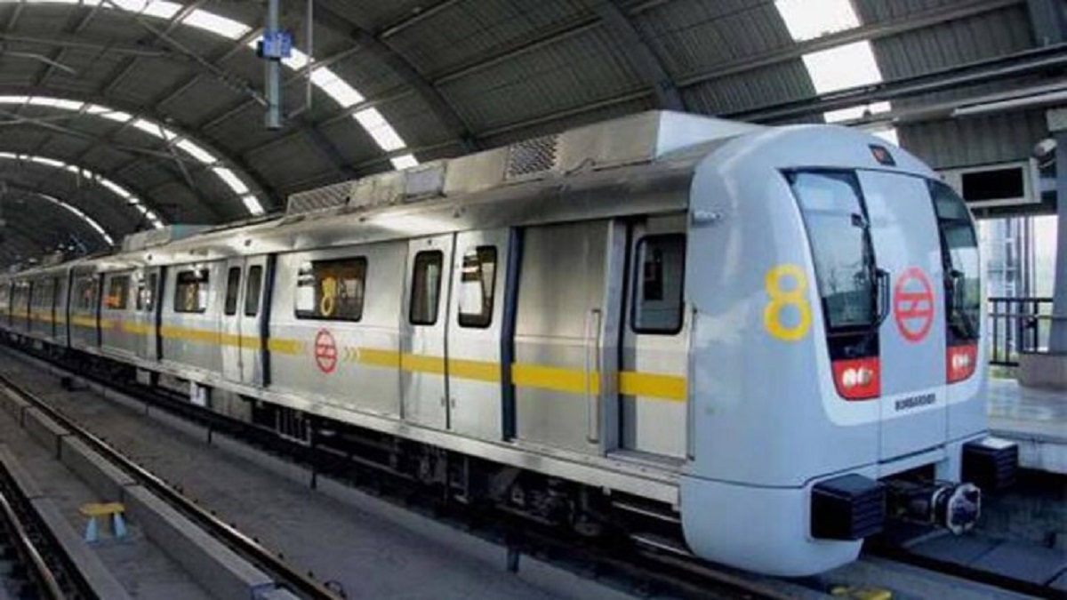 Services on yellow line of Delhi metro delayed after woman jumps in front of moving train
