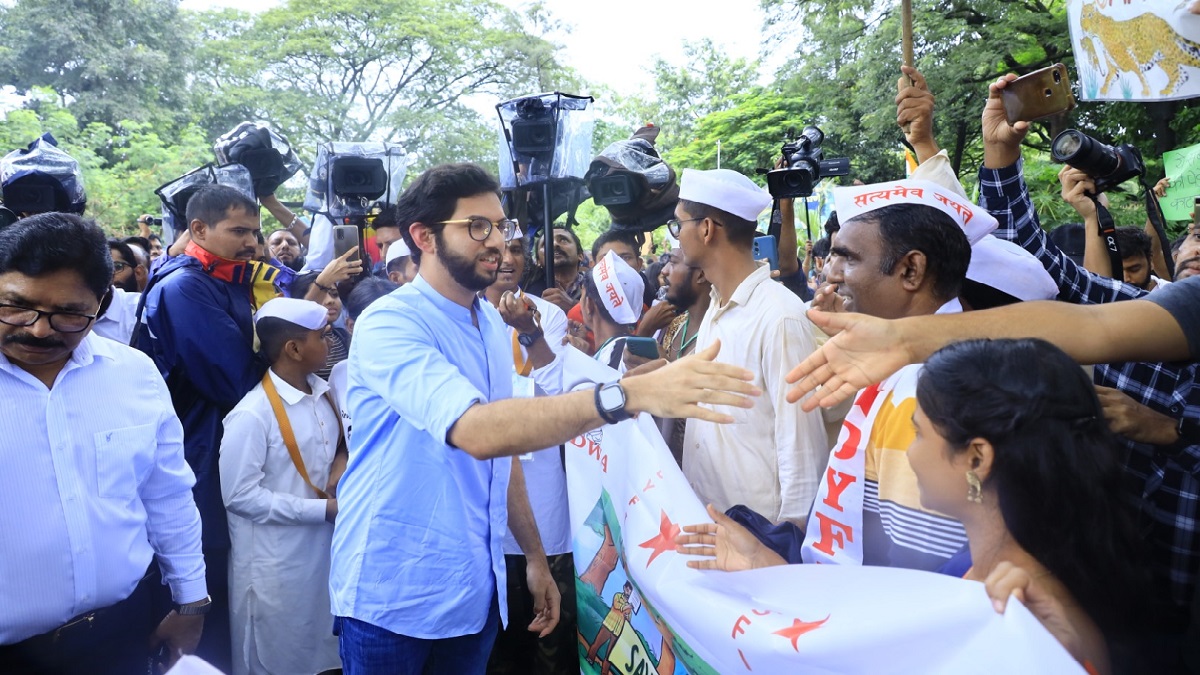 Child rights body seeks FIR against Aaditya Thackeray for using children in 'Save Aarey' protest