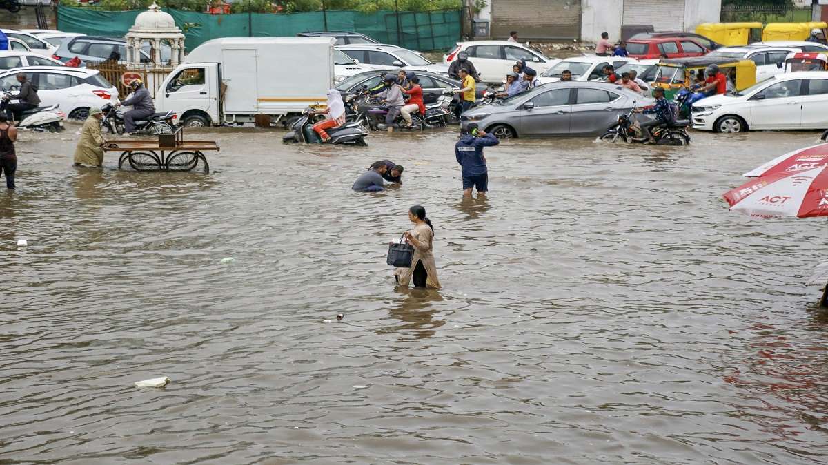 Gujarat Rains Over 60 Killed Since June 1 Due To Heavy Downpour India Tv 5174