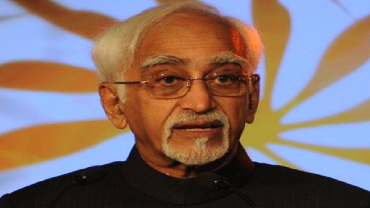 Senior advocate shares pic of Hamid Ansari 'fraternizing' with Pak journalist spying for ISI; BJP backs claims