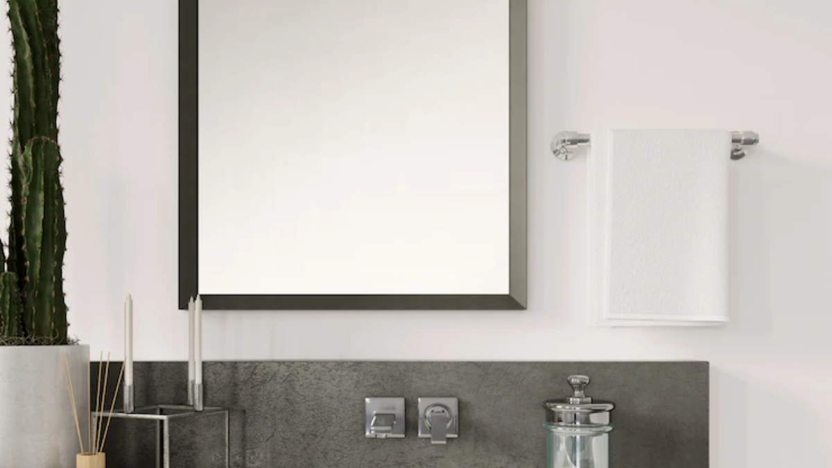 Vastu Tips Know why it is considered inauspicious to place a mirror in