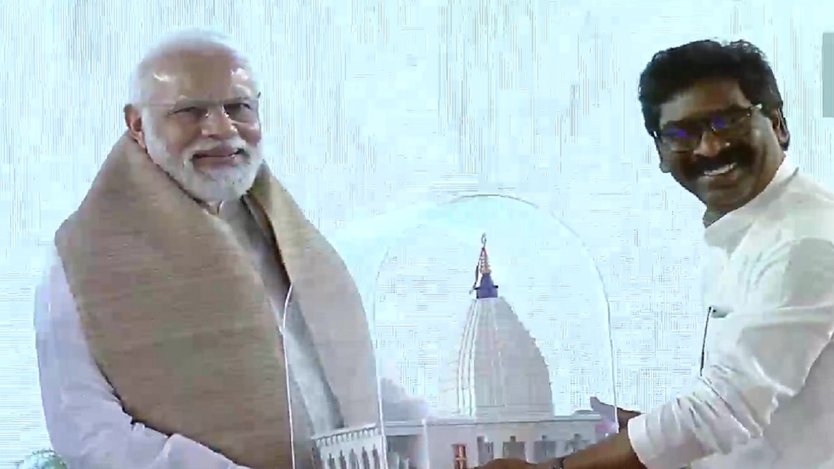 PM in Jharkhand: Modi offers prayers at Deogarh's Baba Baidyanath Dham temple, inaugurates airport