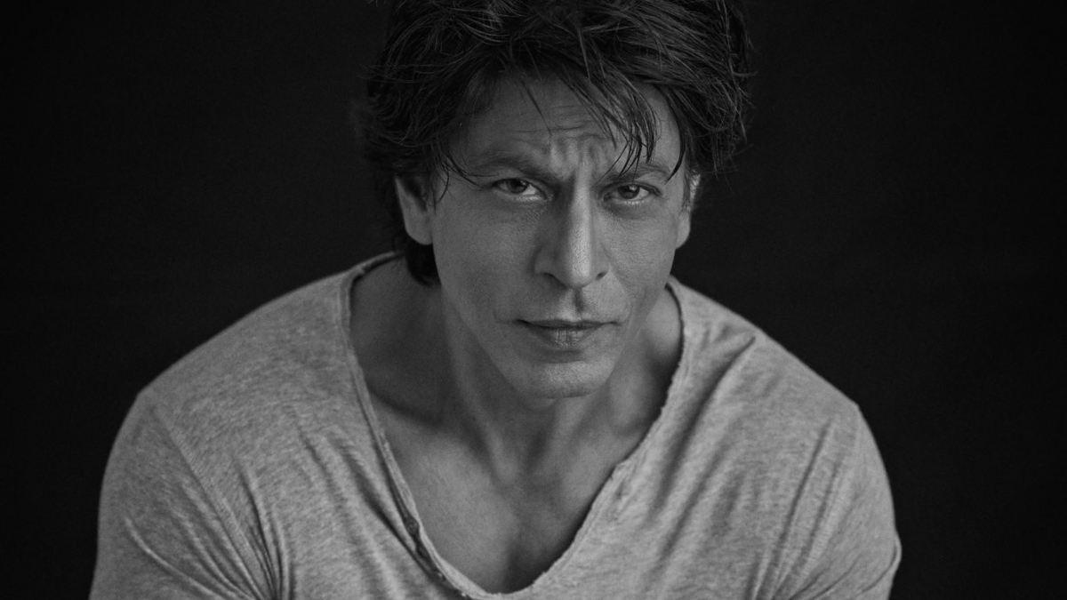 Shah Rukh Khan's manager Pooja Dadlani shares monochrome picture of the superstar & leaves Internet in tizzy