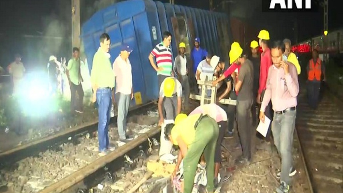 Bhubaneswar: Goods train on way to Vizianagaram derails; rail movement affected