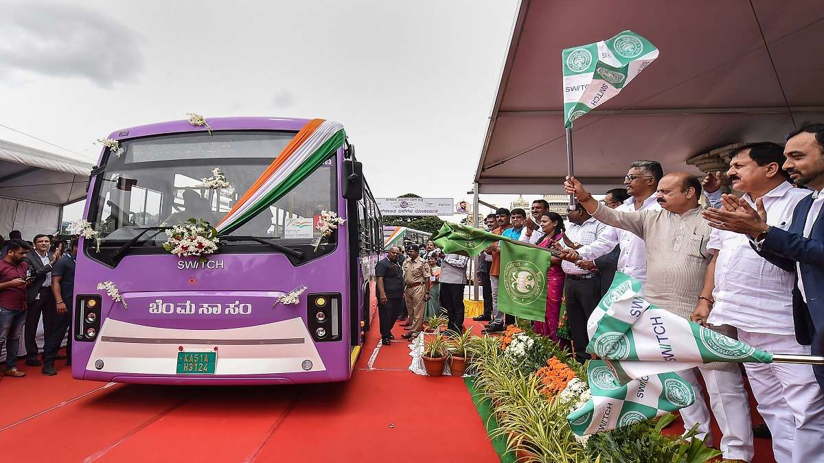 Bengaluru 75 New Electric Buses Hit City Roads – India TV