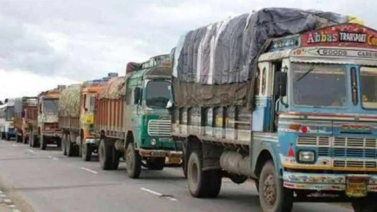 Delhi govt modifies timings of goods vehicles on certain roads | Details here