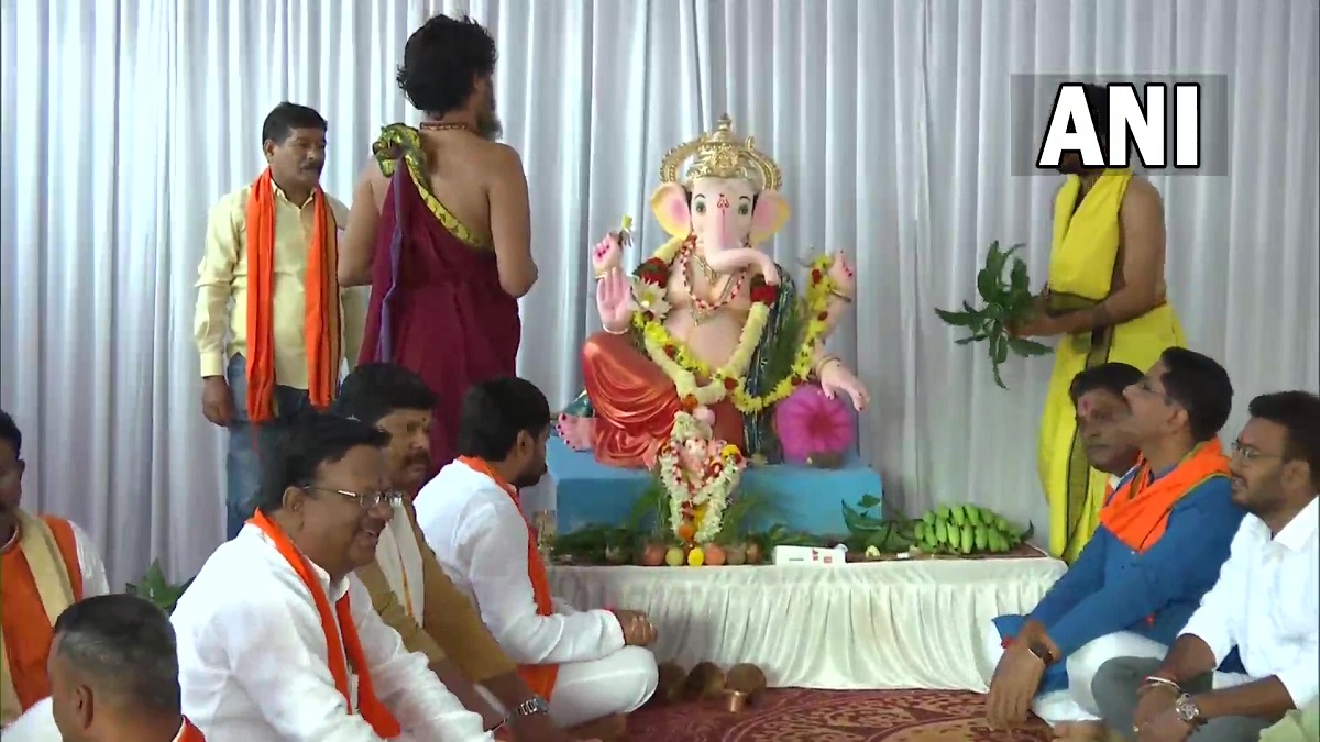 Ganesh Chaturthi: Celebrations at Hubbali Idgah ground after Karnataka HC's nod; tight security in place