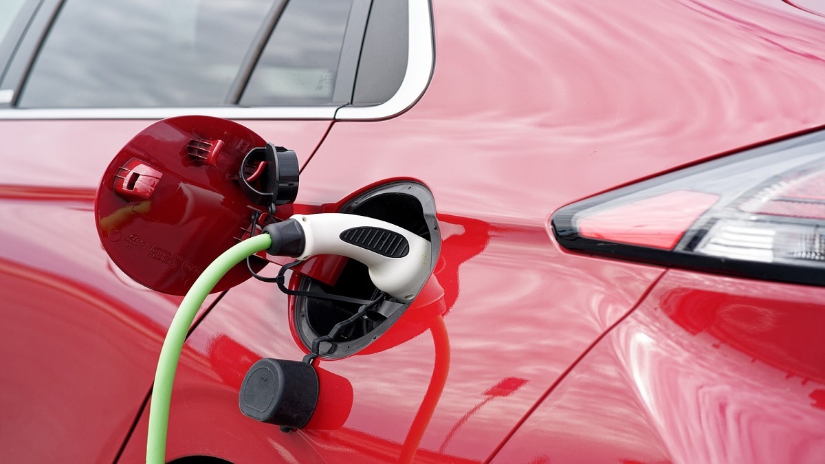 EV cars to fully charge in 10 minutes with a novel method: Know more