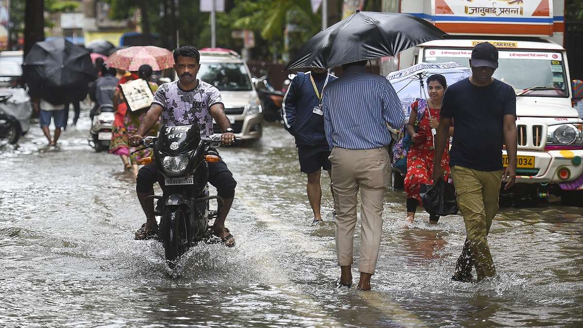 Maharashtra weather update: Non-stop rain in Raigad for last 4 days, over 150 trapped in Wardha