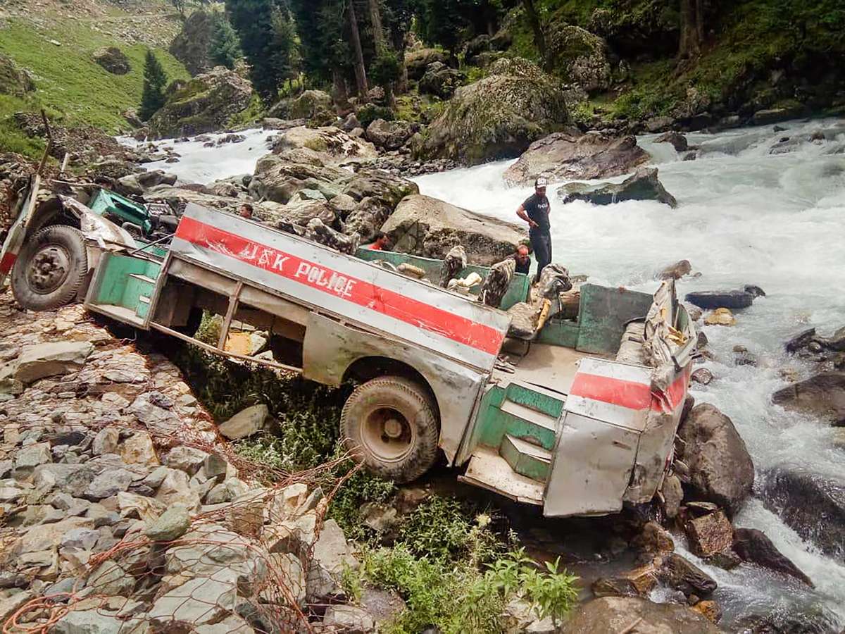 Delhi Assembly pays homage to ITBP jawans killed in J&K's Pahalgam accident