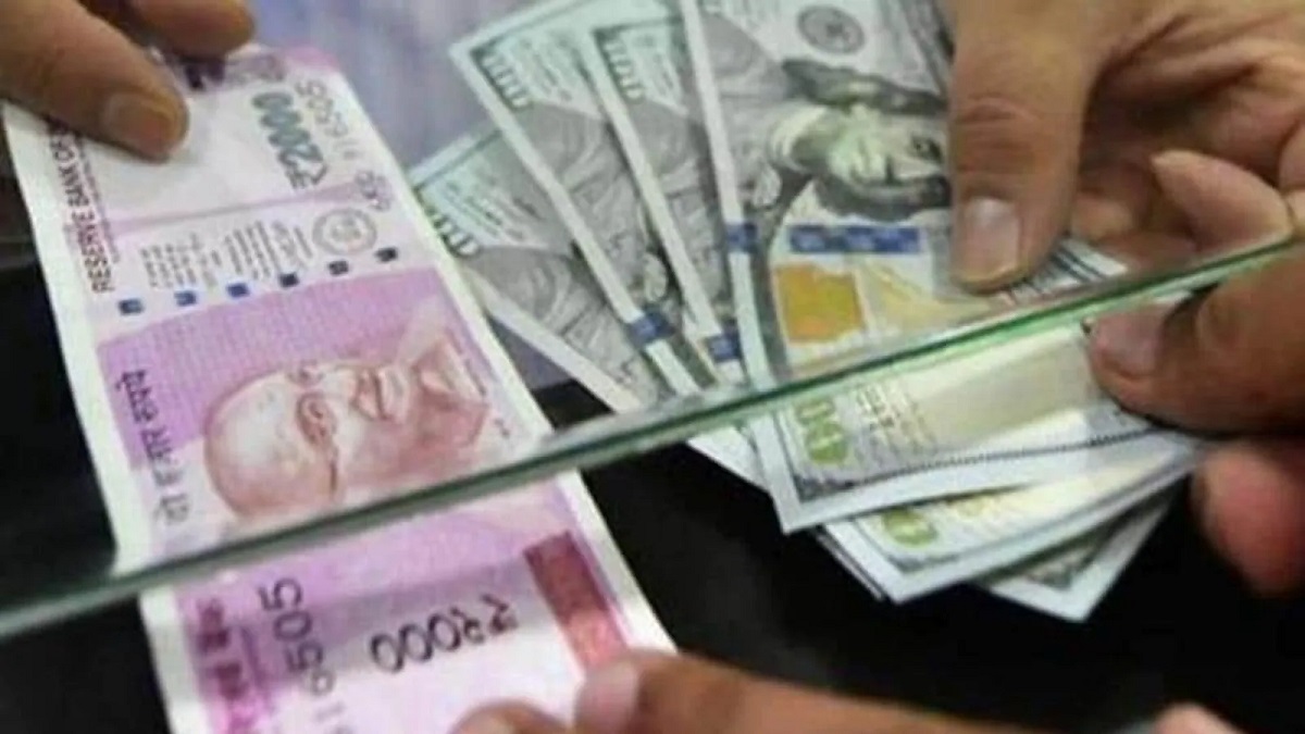 India's forex reserves rises after four weeks of fall