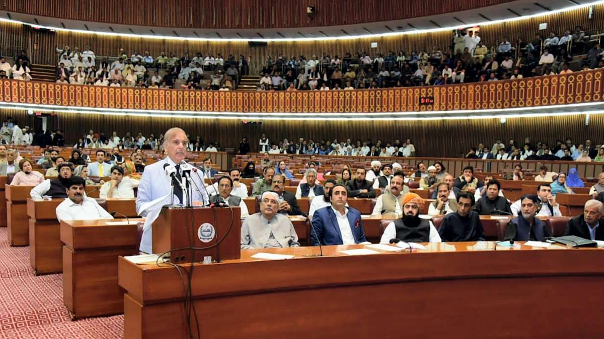 Pak PM Shehbaz Sharif expresses desire for peaceful ties with India, Kashmir issue resolution