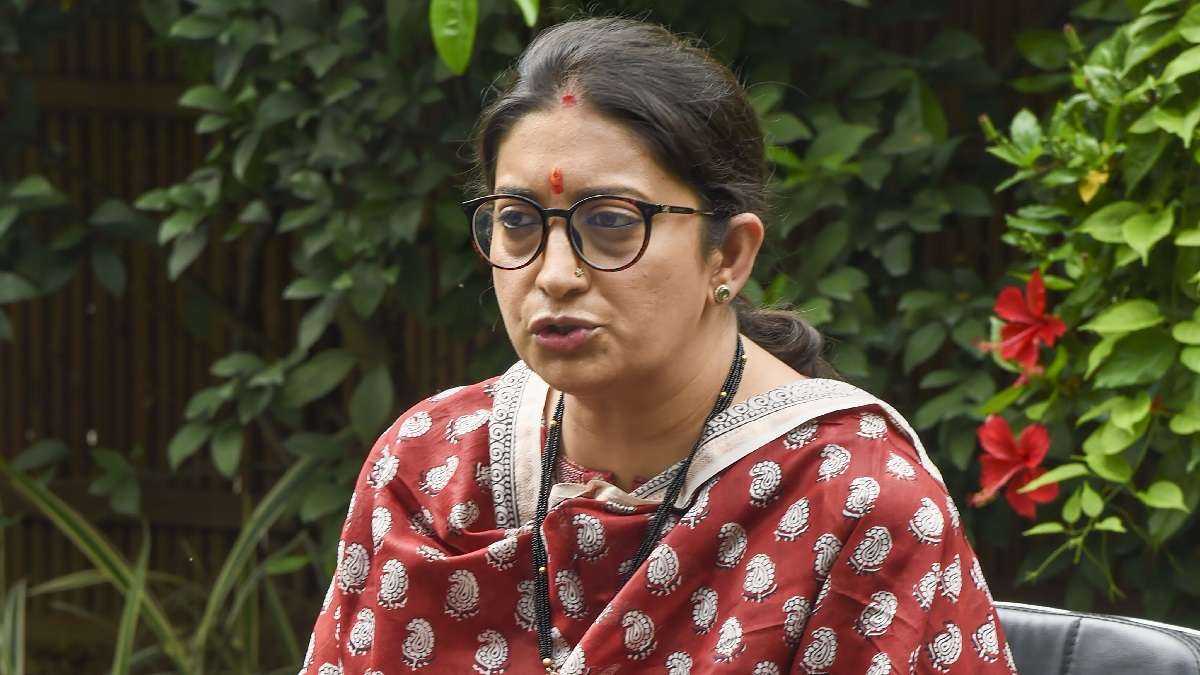 Smriti Irani denies daughter's involvement in illegal Goa bar case