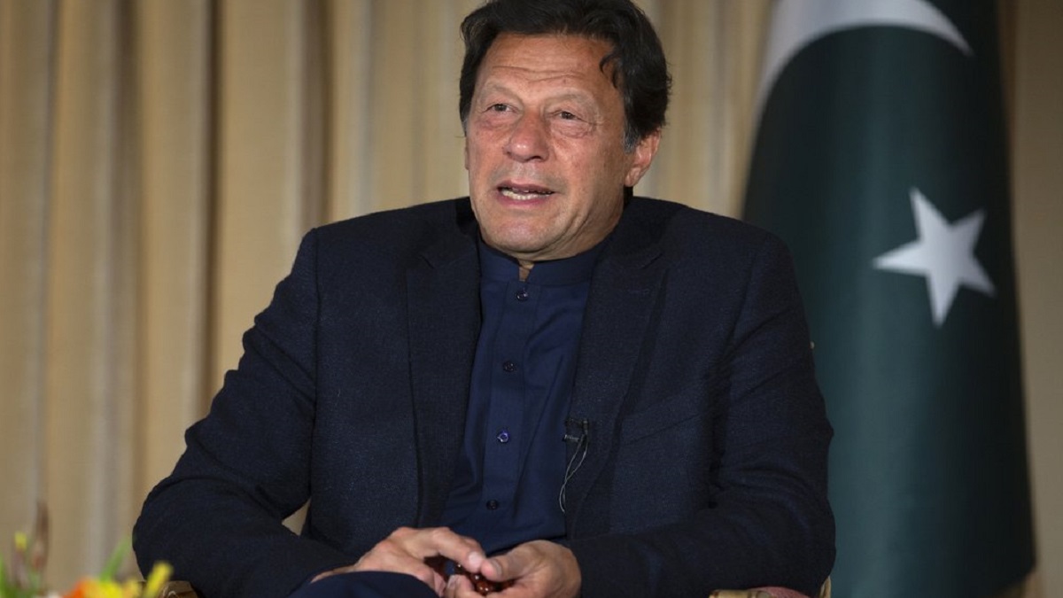 Imran Khan suggests extending Pakistan army chief Bajwa's tenure until elections in country