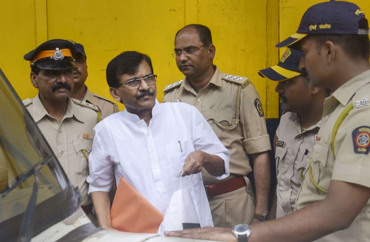 Sanjay Raut writes to mother: 'There was pressure on me to betray Shiv Sena, jailed as I did not pay heed'