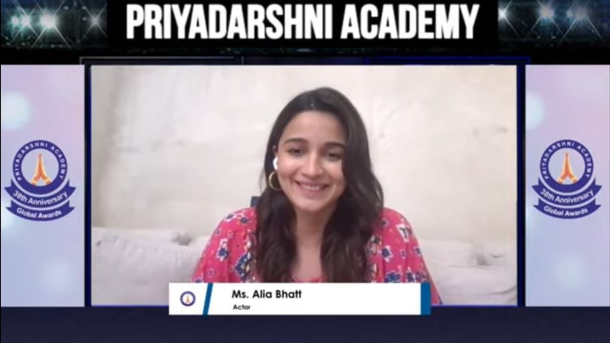 Alia Bhatt wins prestigious Priyadarshni Academy’s Smita Patil Memorial Award for Best Actor