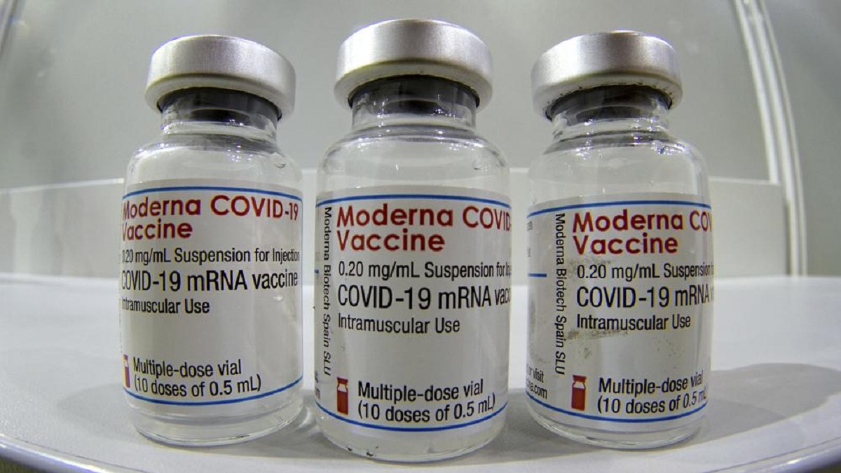 COVID-19: Spain to start administering 4th dose of vaccine