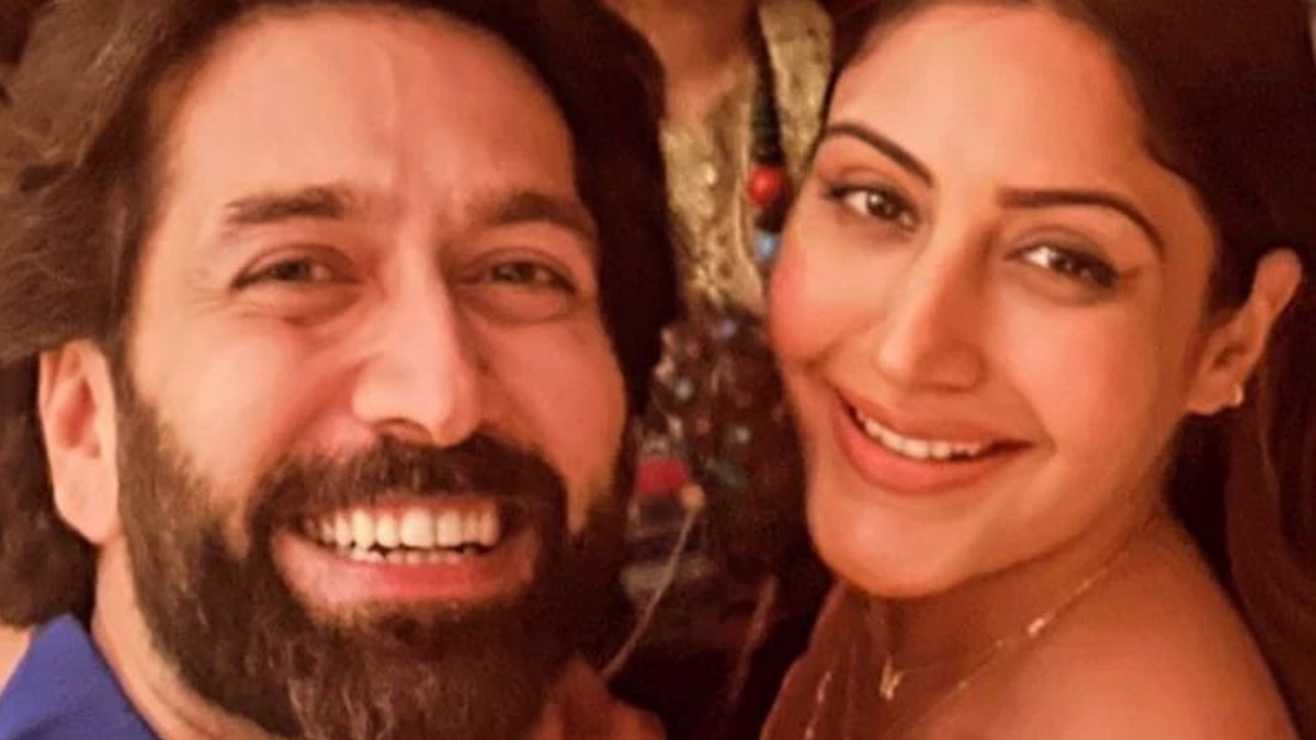 Nakuul Mehta surprises Ishqbaaz co-star Surbhi Chandna on her birthday | VIDEO