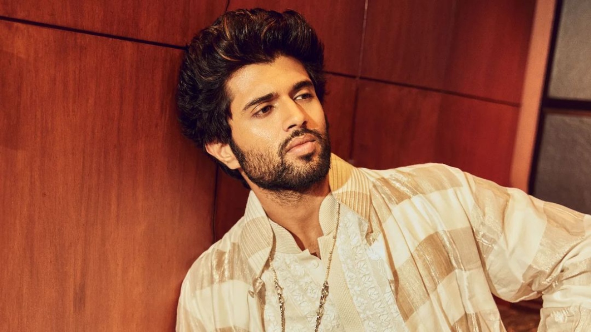 Vijay Deverakonda slams social media trolls with his Instagram post