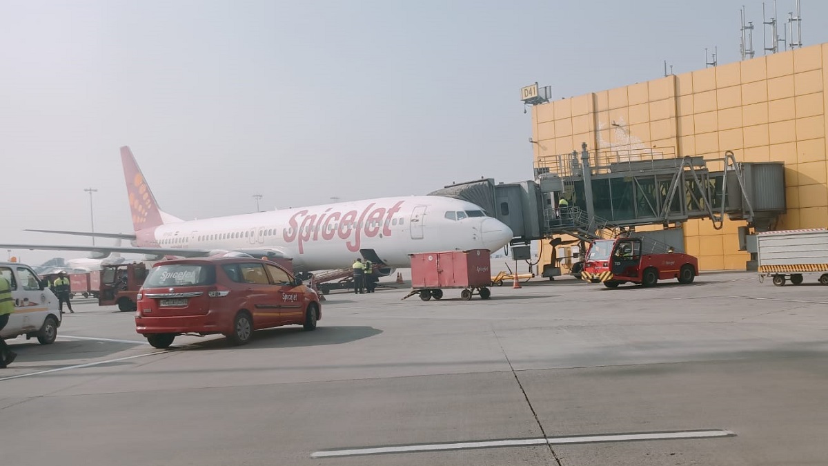 SpiceJet Delhi-Nashik flight returns midway due to 'autopilot' snag