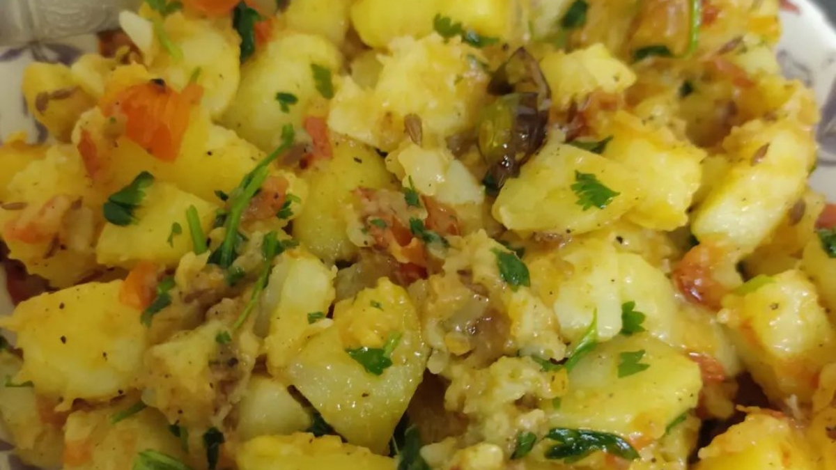 This Navratri Know 5 ways to give your vrat wale aloo an interesting spin