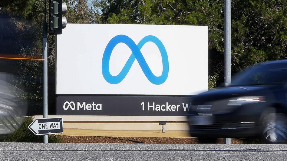 Facebook parent Meta’s quarterly profit declines to .4 billion