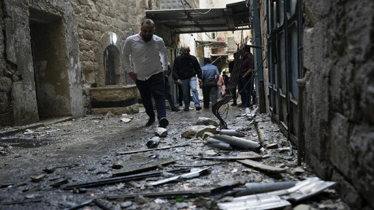 Israeli troops raid gunmen’s hideout;  5 Palestinians killed