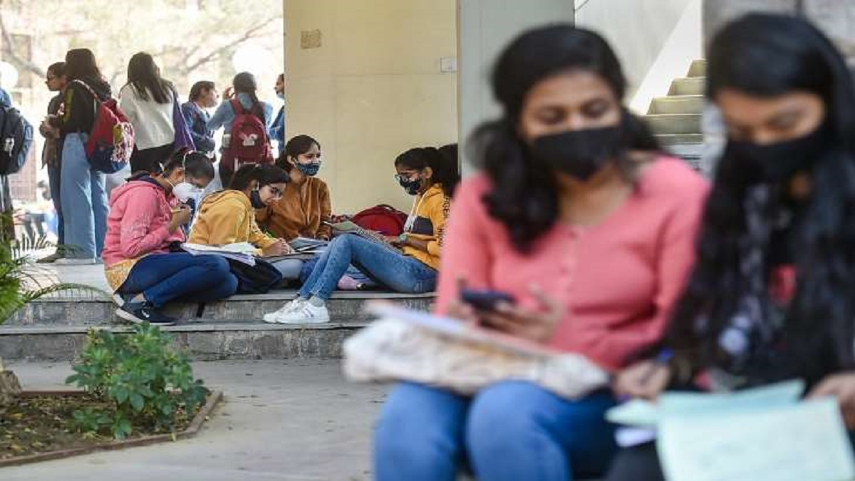 Delhi University admissions 2022: 72,865 candidates accept allotted college, course in first merit list