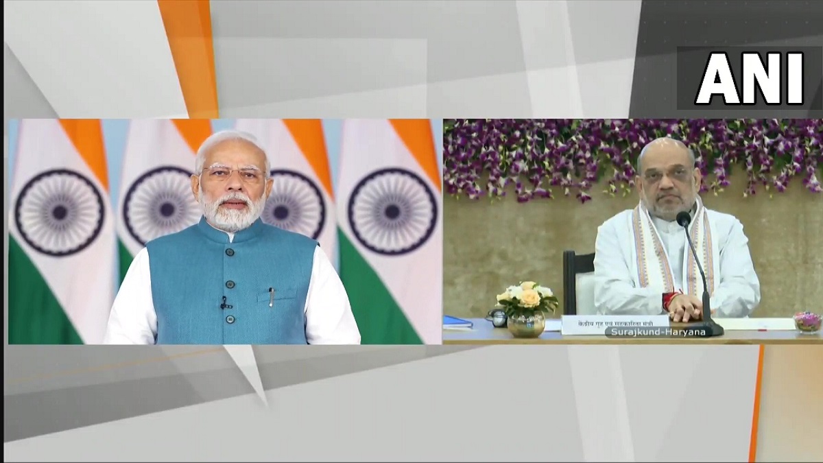 Pm Modi Moots Idea Of One Nation One Uniform For Police At Chintan Shivir India Tv 