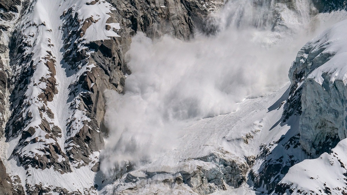 Uttarakhand avalanche update: Bad weather hampers rescue operation for missing mountaineers