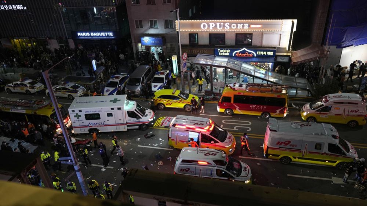 Seoul Halloween Stampede Heartbreaking visuals of people performing