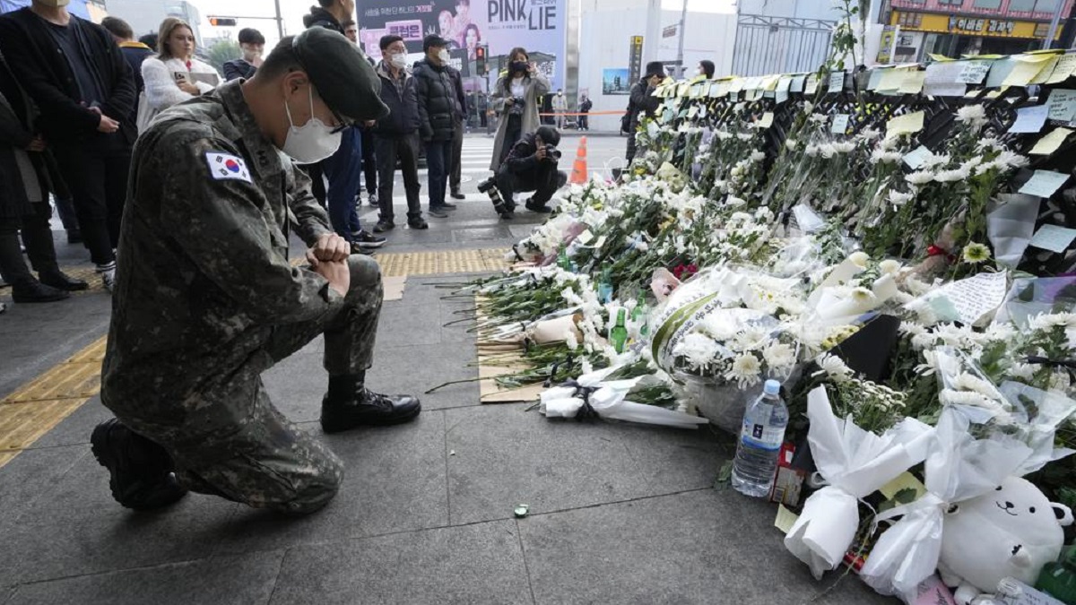 South Korean police admit to 'not effectively handling crowd surge ...